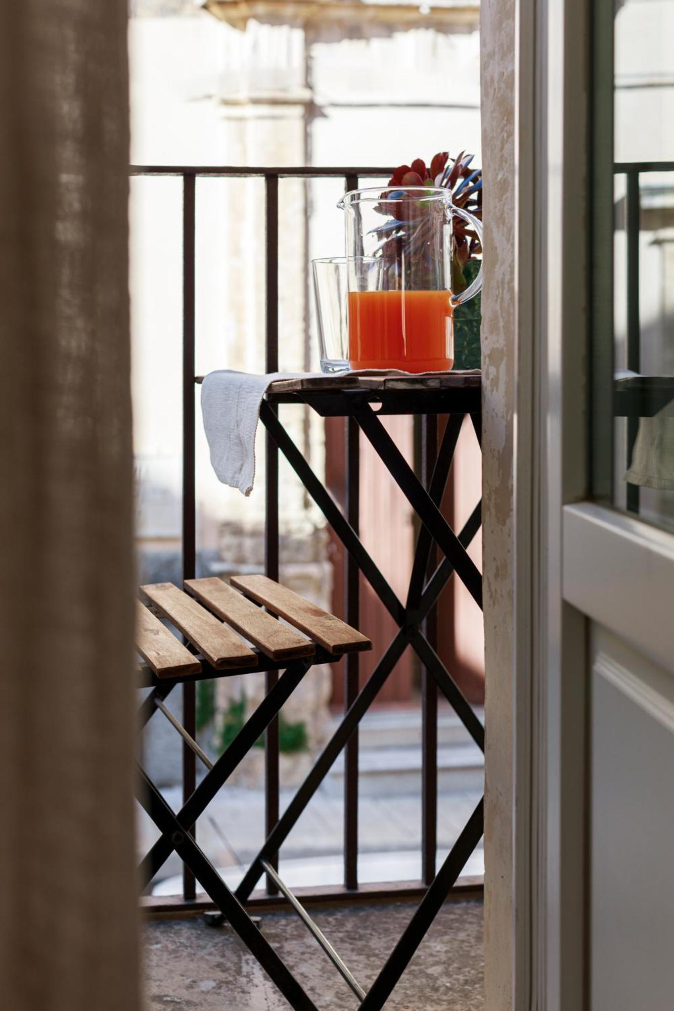Embrace Sicily Guest House Noto Exterior foto